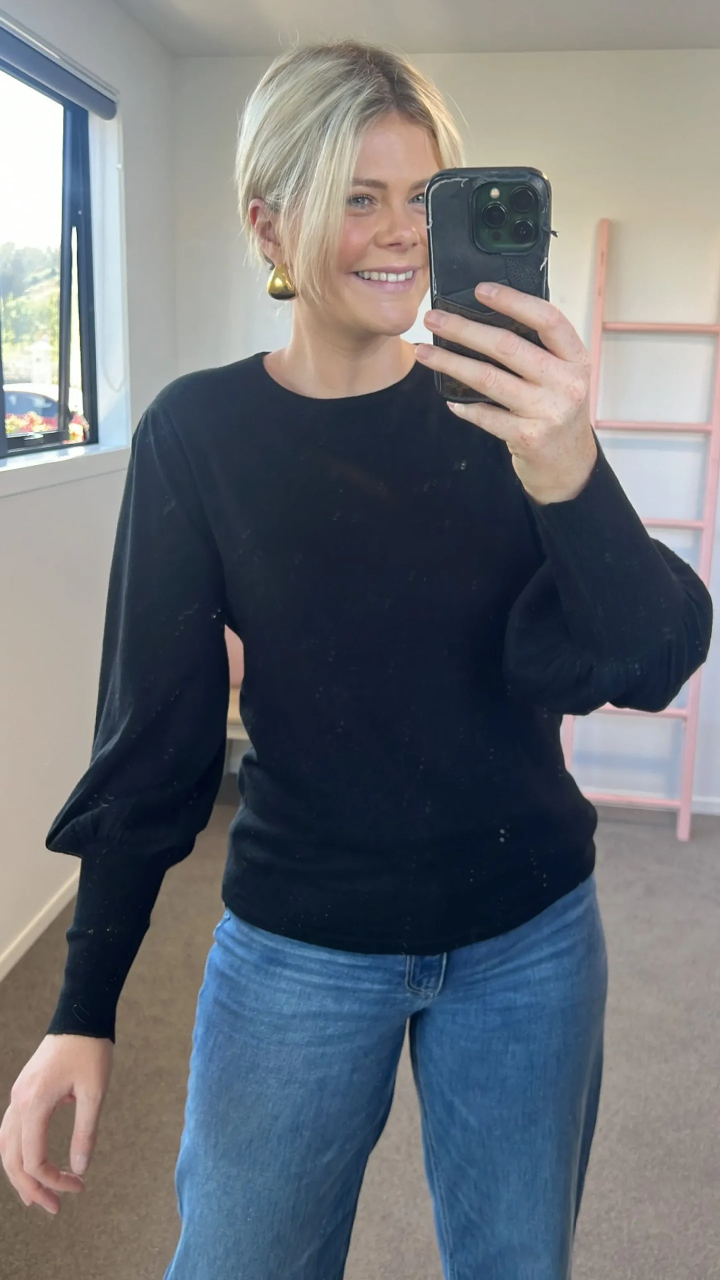 Aleger N.33 Cashmere Blend Bell Sleeve Top - Black
