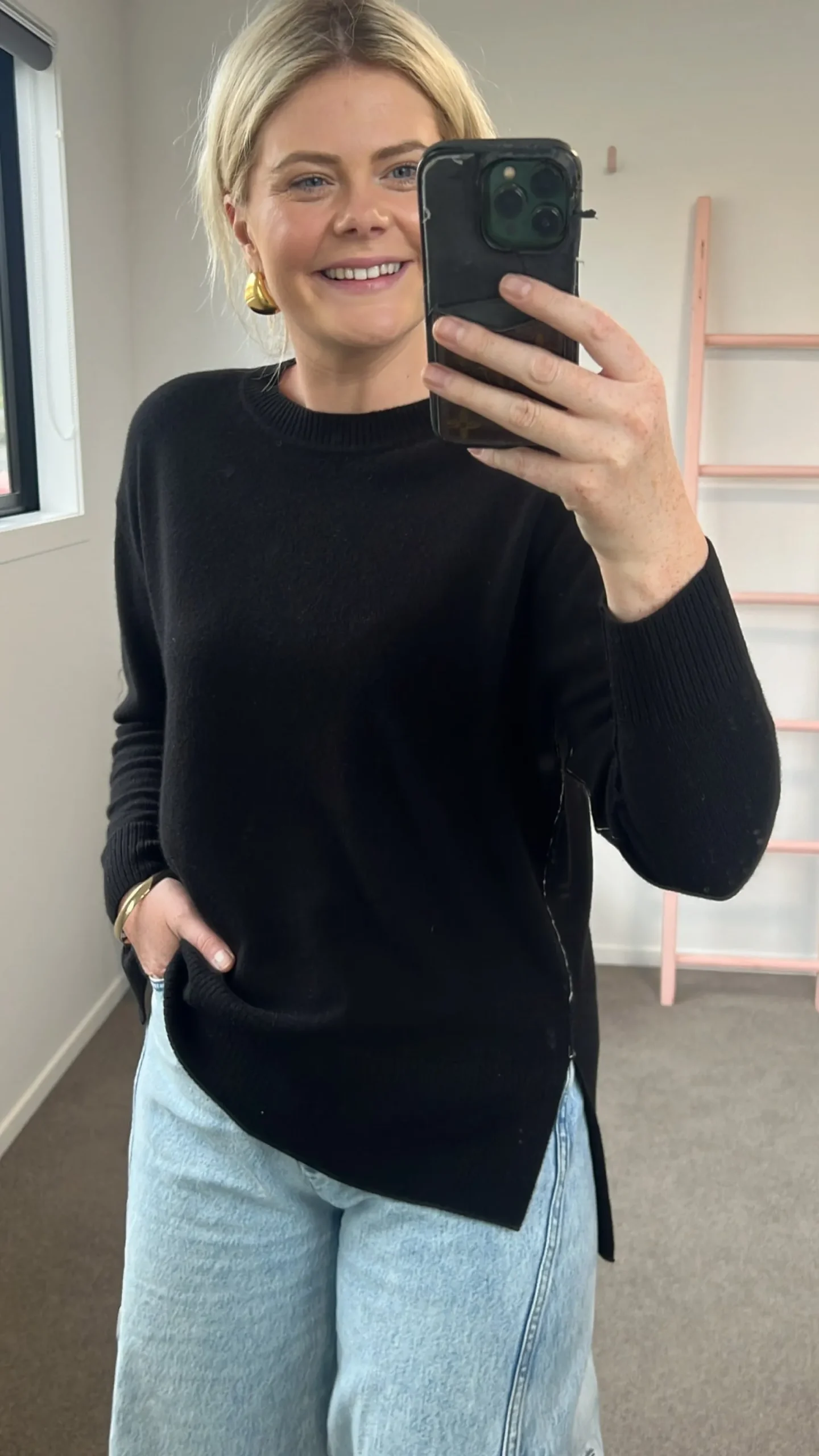 Aleger N.284 Pure Cashmere Oversized Low Crew - Black