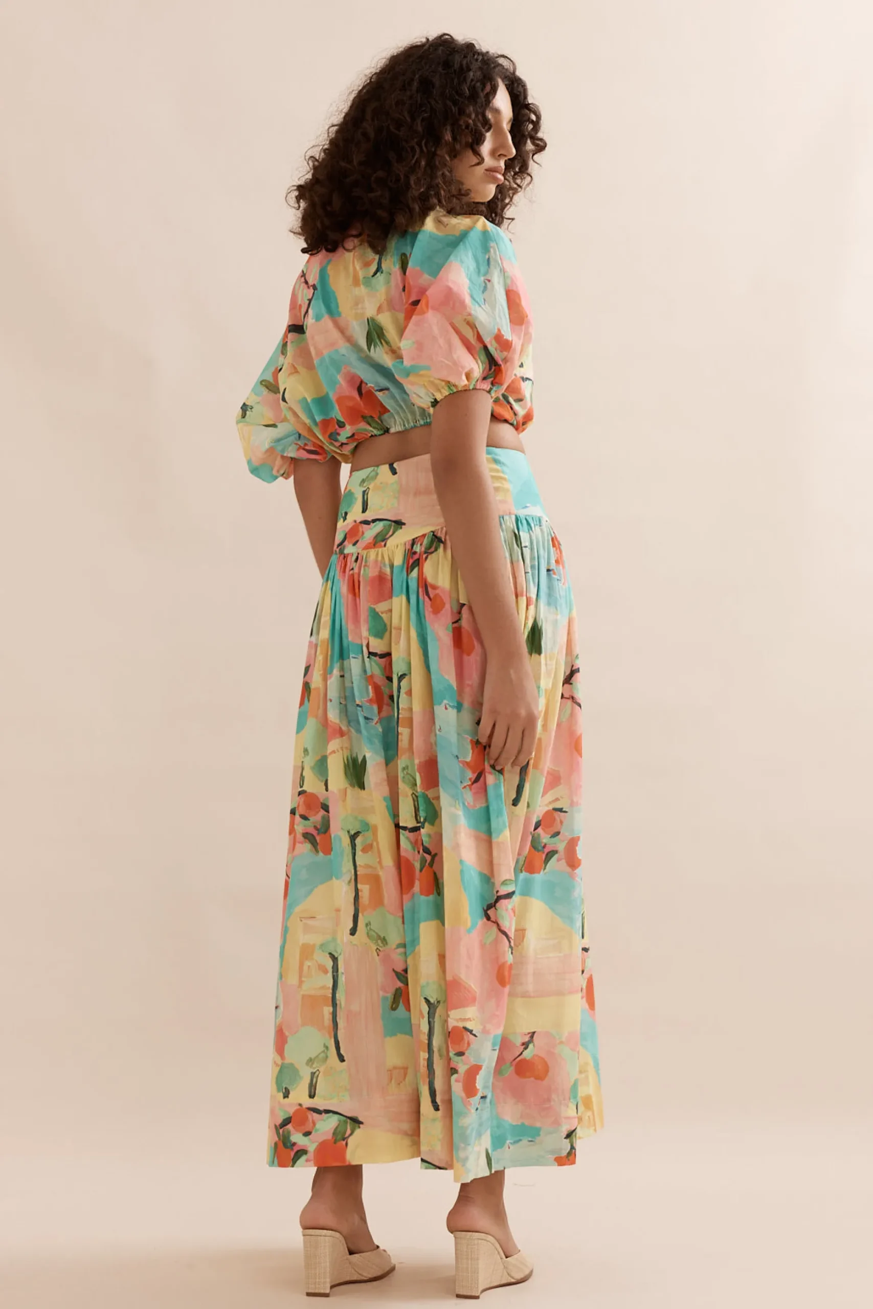 Caitlin Crisp Coastline Crop - Capri Lawn