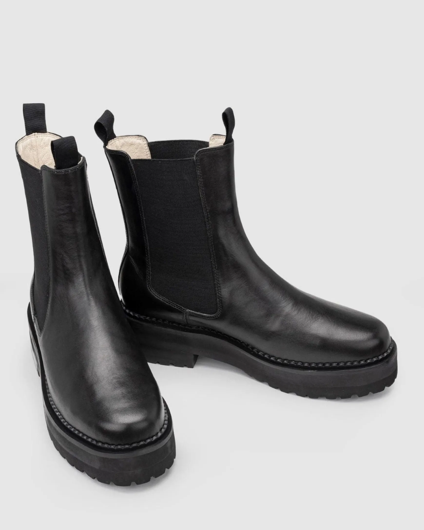 Chaos & Harmony Kings Boot - Black