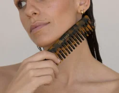 Chloe Zara Hair Wide Tooth Comb - Tortoiseshell