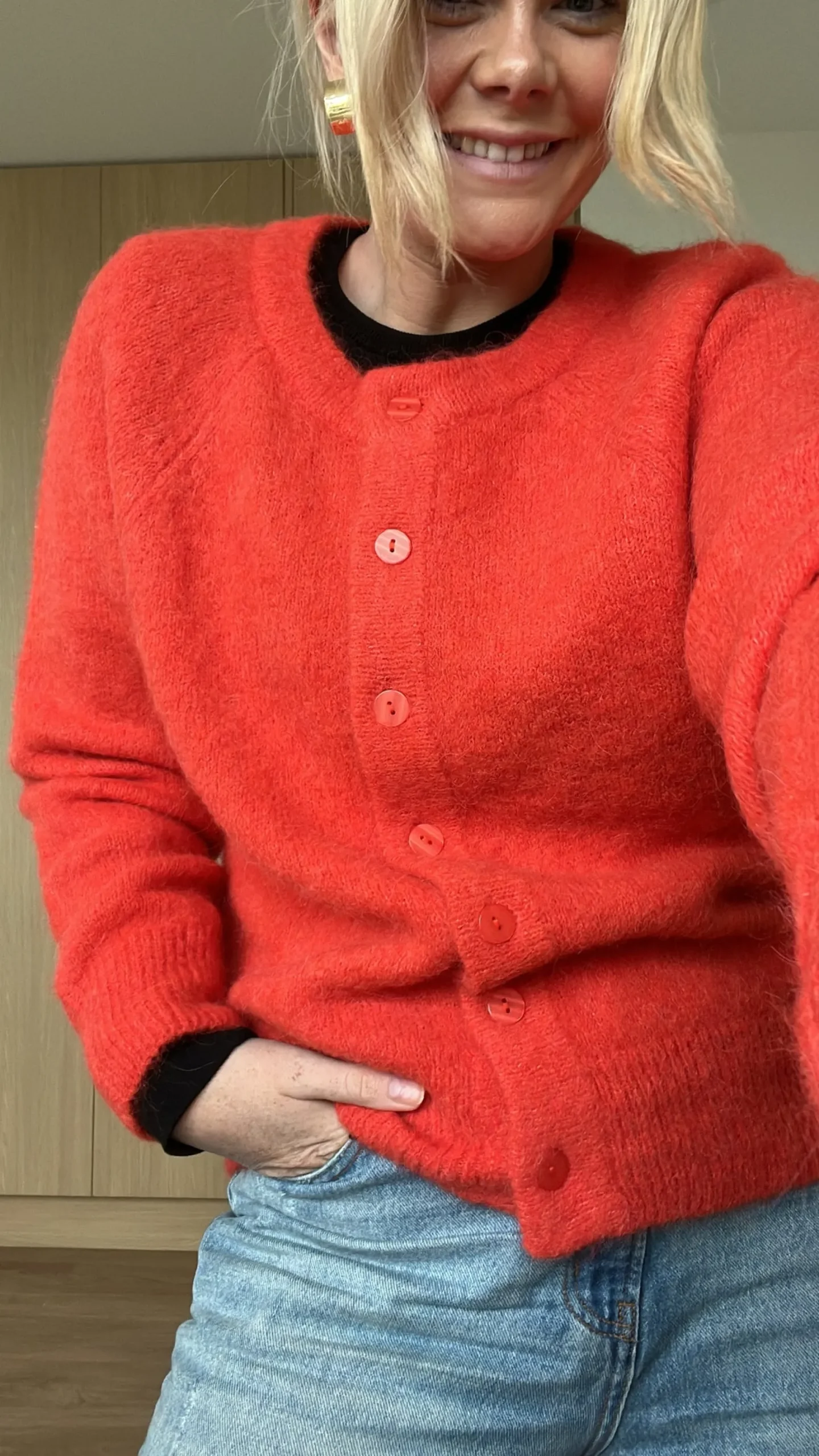 Drama The Label Cozy Cardi - Fire Red
