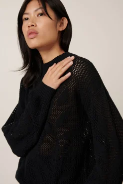 Kowtow Amalie Crew - Black