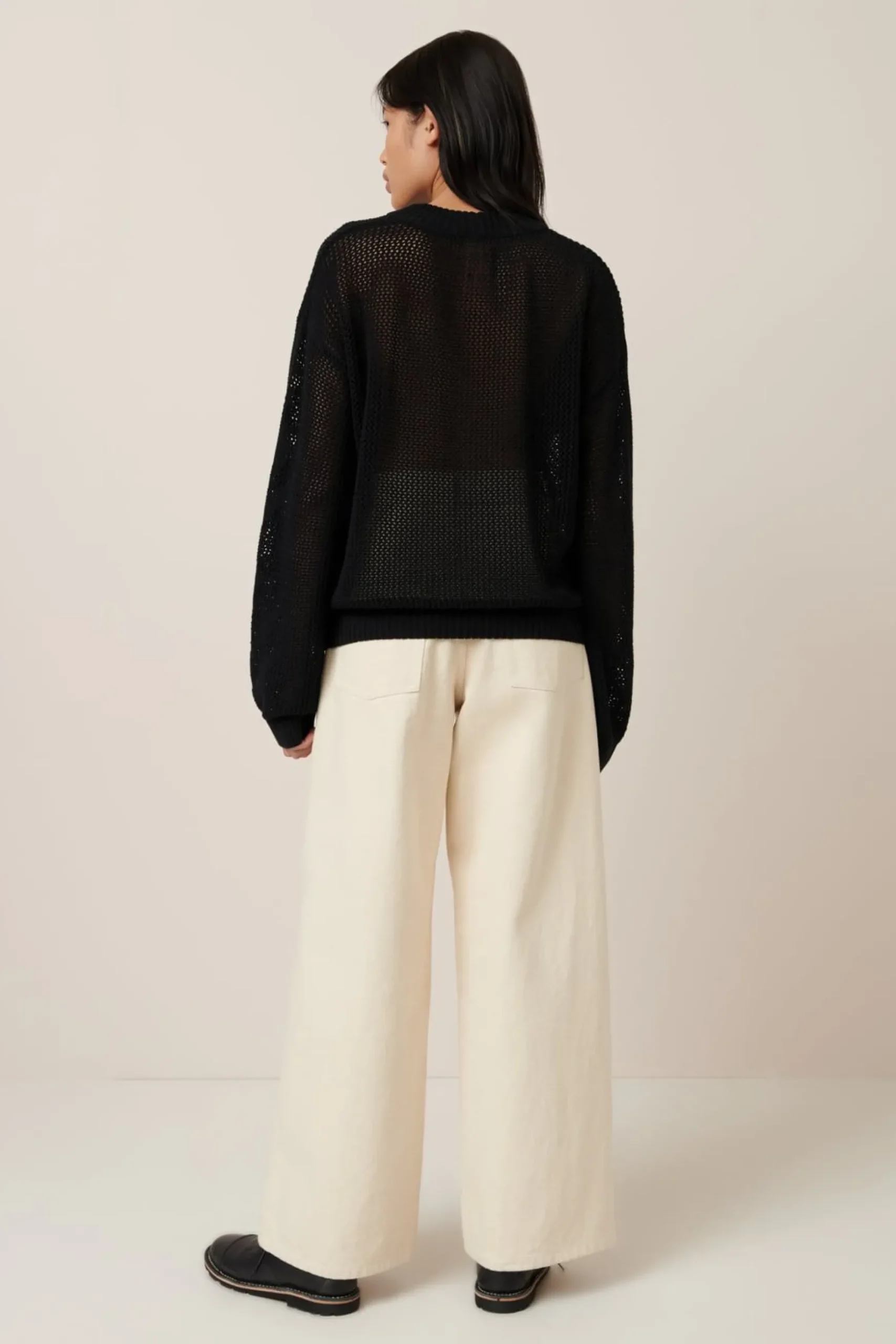 Kowtow Amalie Crew - Black