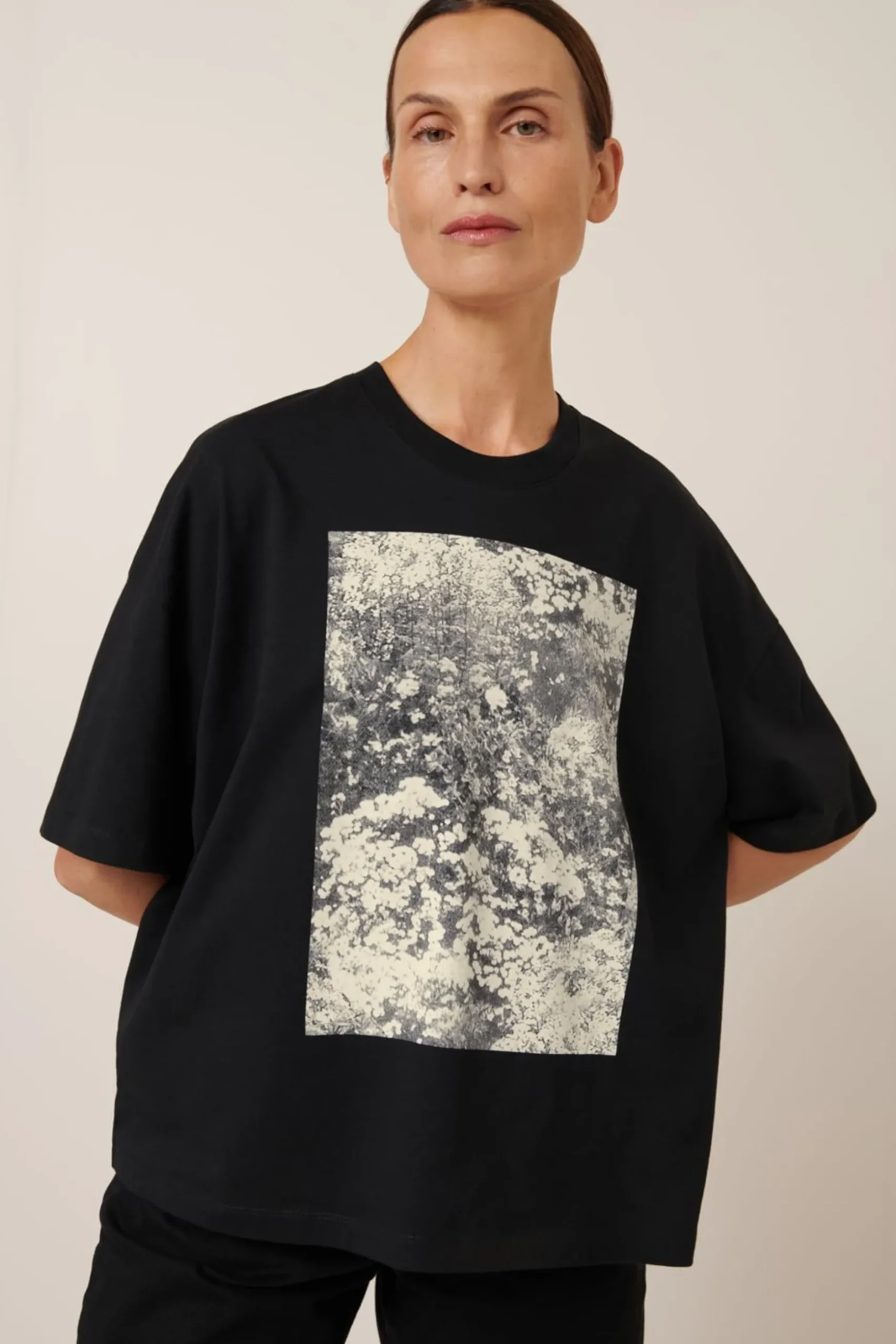 Kowtow Monochrome Tee - Black