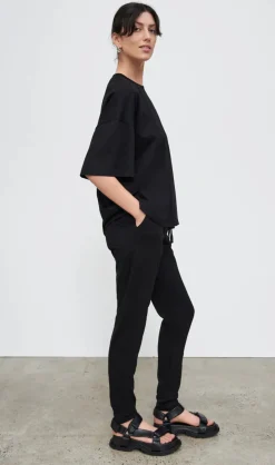 Kowtow Oversized Boxy Tee - Black