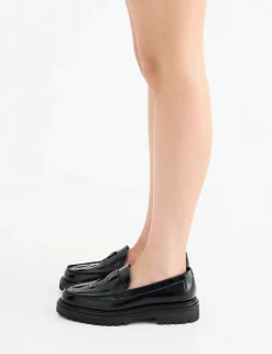 La Tribe Zoe Loafer - Black