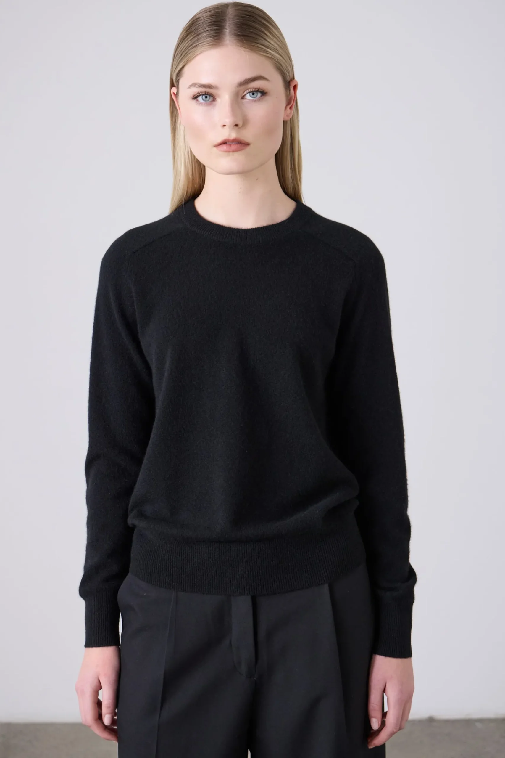 Laing Sam Cashmere Crew - Black