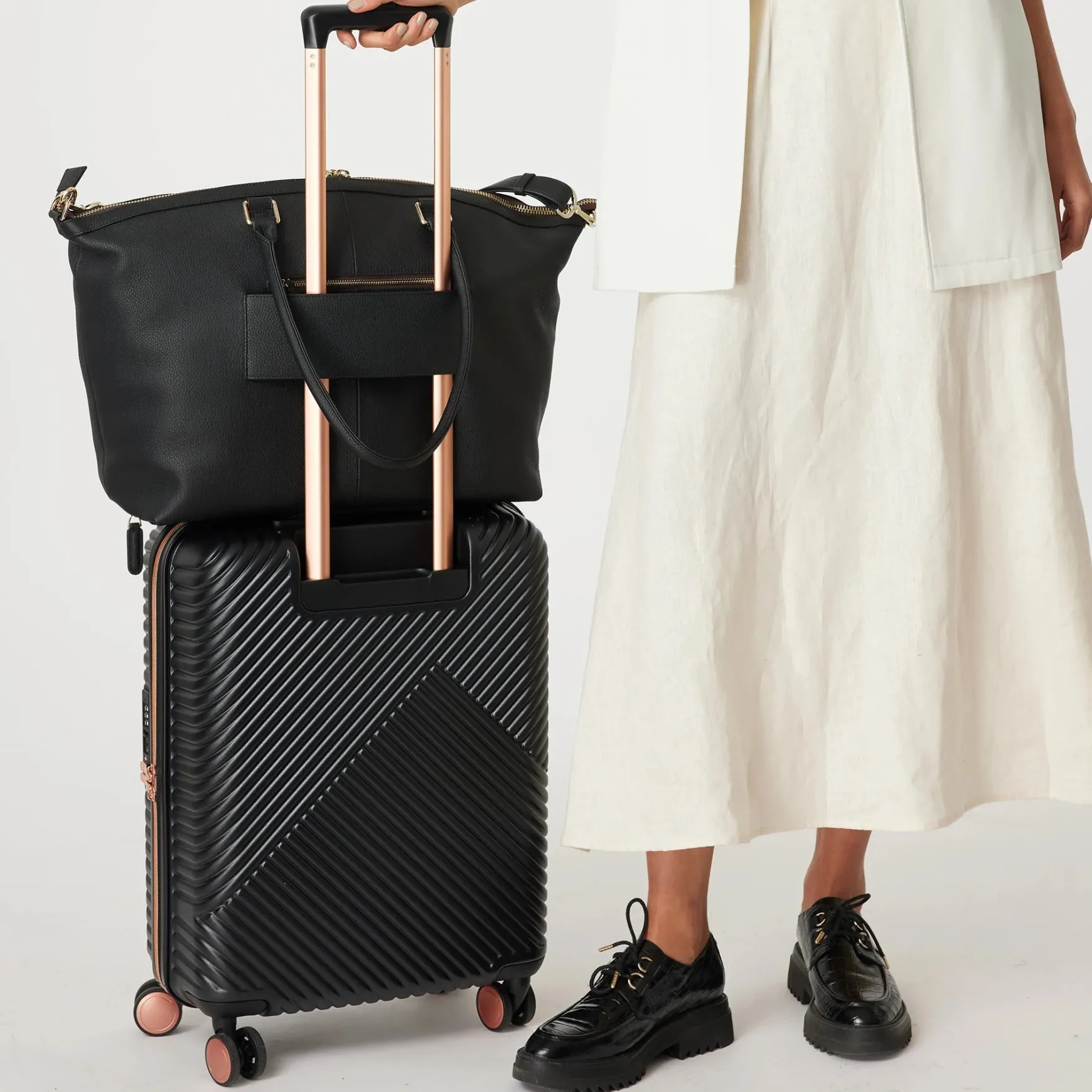 Saben Cabin Bag - Black