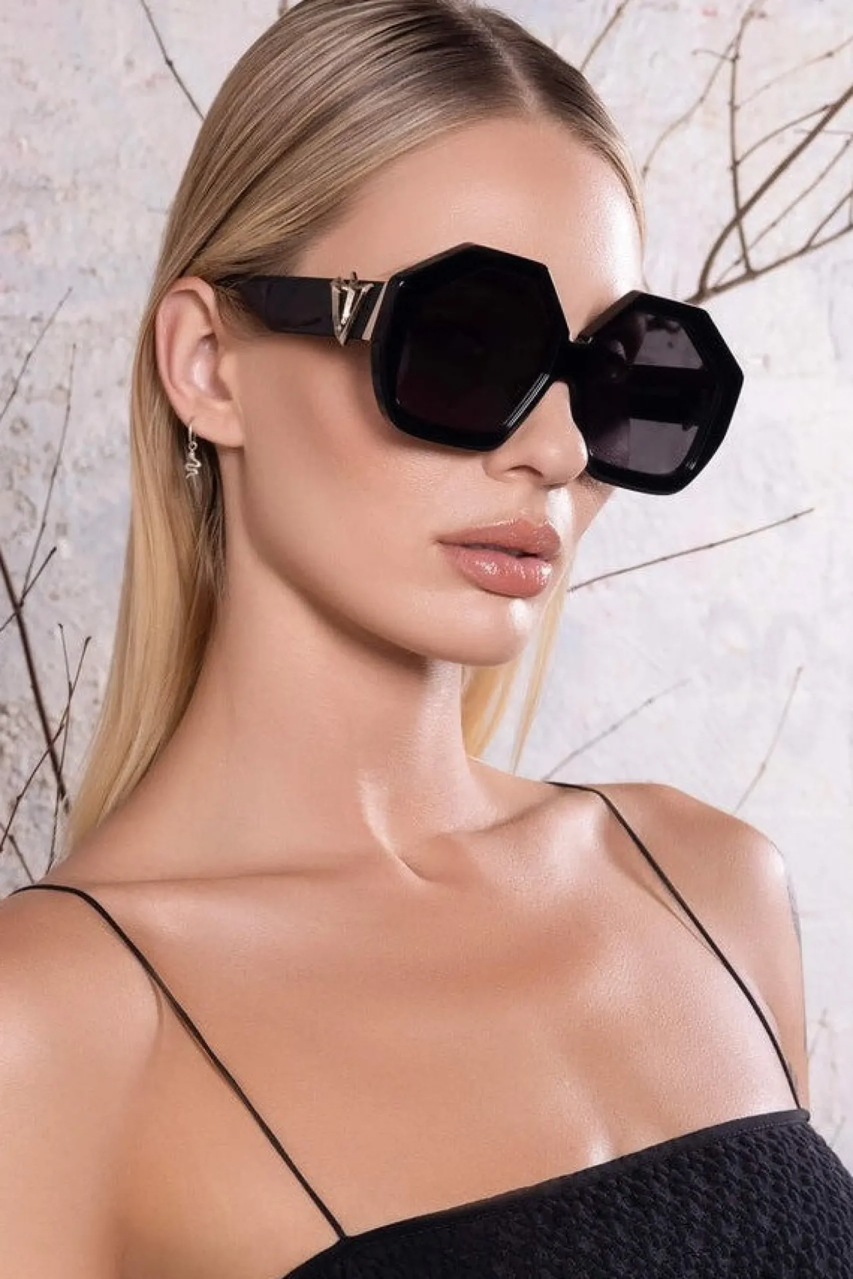 Valley Eyewear Colosseum - Gloss Black/Black Lens
