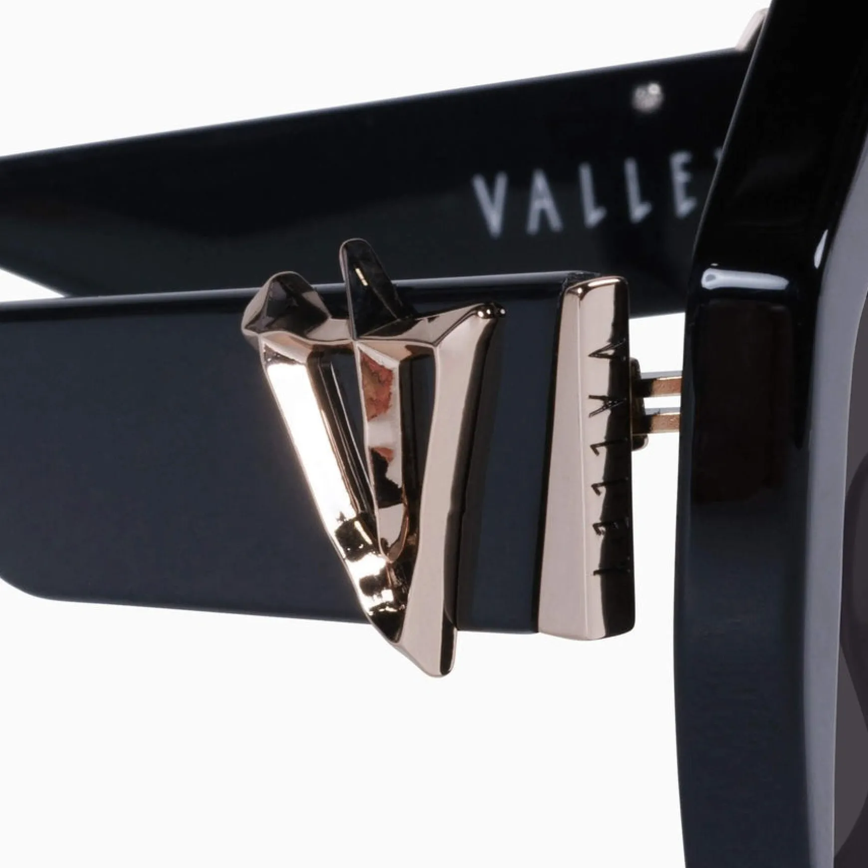 Valley Eyewear Colosseum - Gloss Black/Black Lens