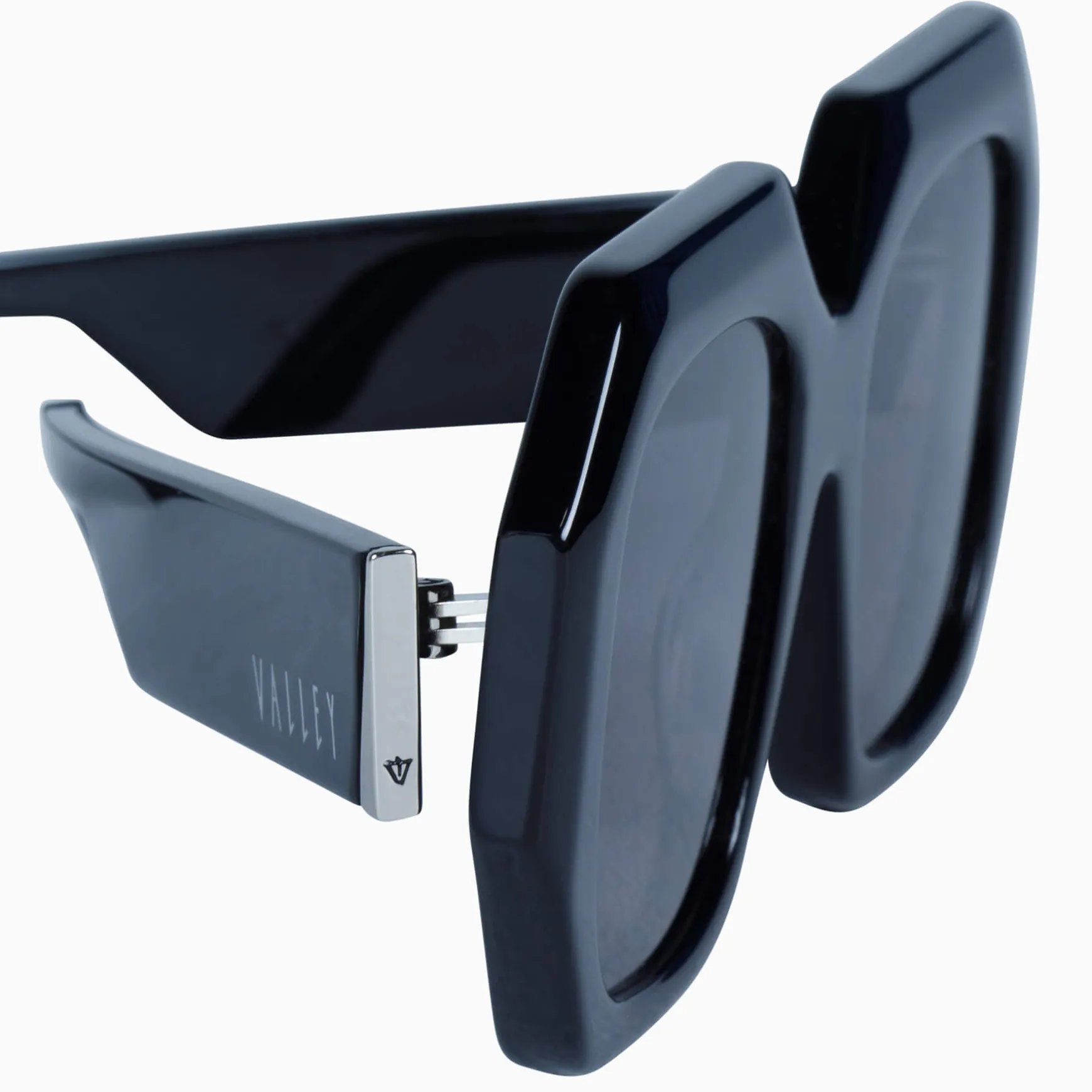 Valley Eyewear Monolith - Black Gloss with Silver Metal Trim