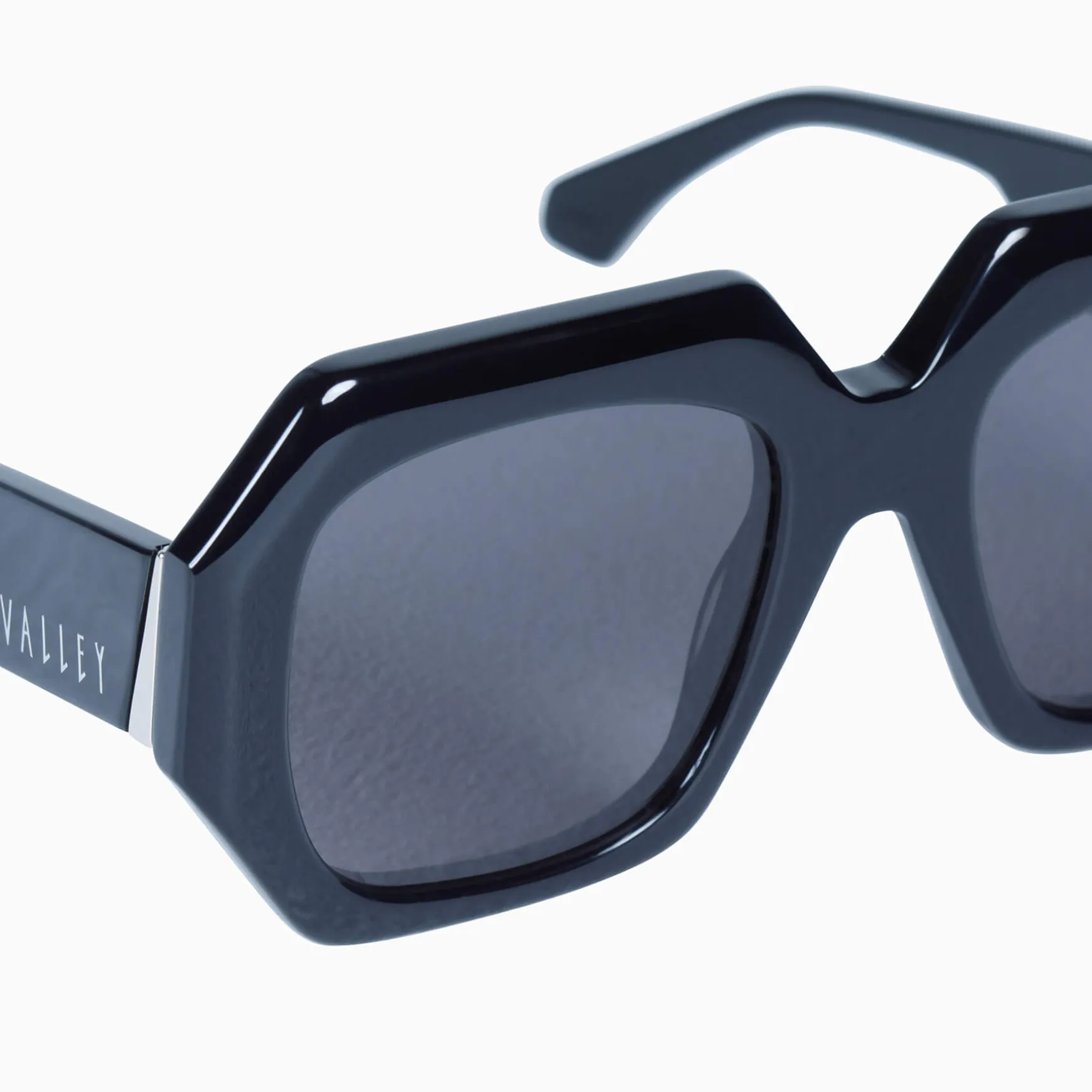 Valley Eyewear Monolith - Black Gloss with Silver Metal Trim